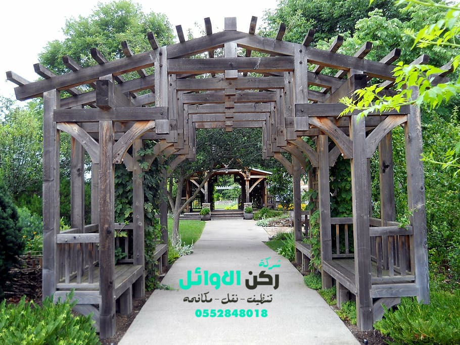 معلم تنسيق حدائق بالمدينة المنورة